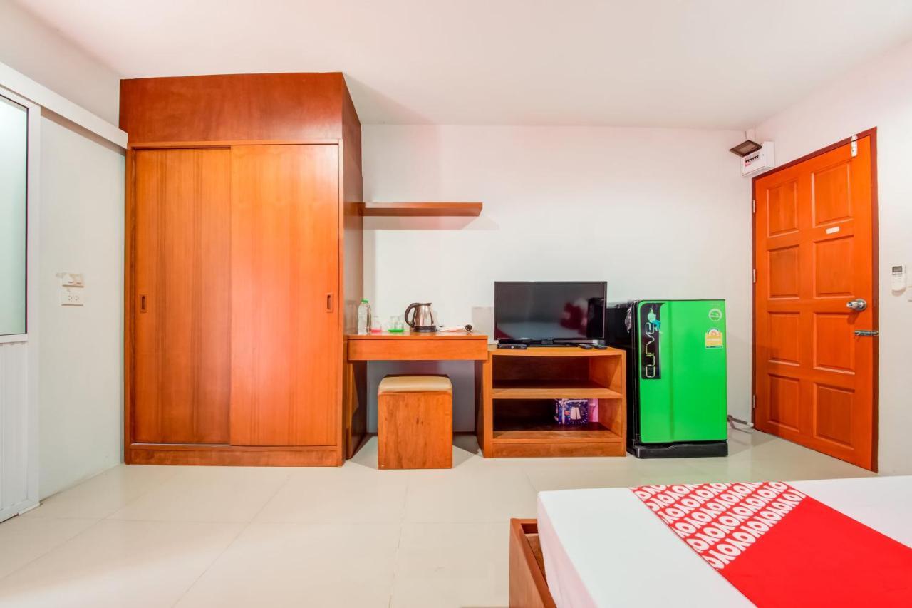 Oyo 75337 Ponpaipan1 Hotell Bangsaen Exteriör bild