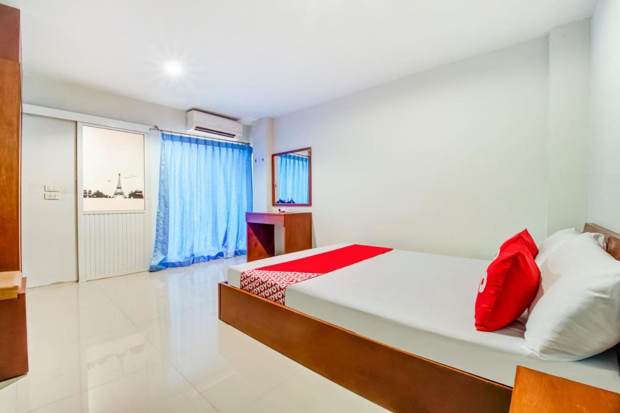 Oyo 75337 Ponpaipan1 Hotell Bangsaen Exteriör bild