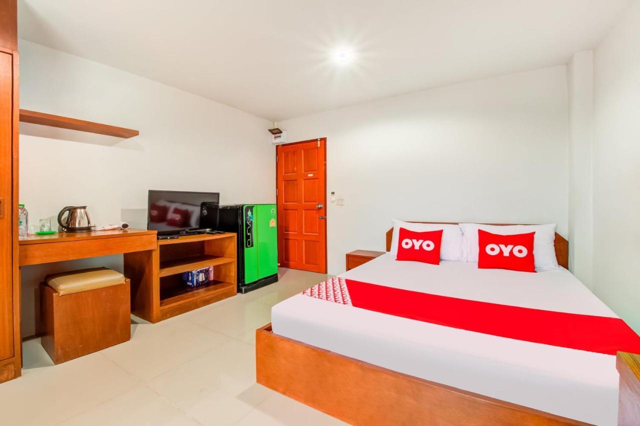 Oyo 75337 Ponpaipan1 Hotell Bangsaen Exteriör bild
