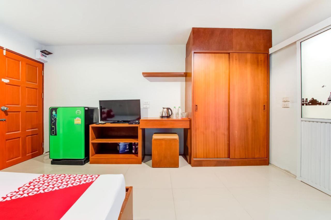 Oyo 75337 Ponpaipan1 Hotell Bangsaen Exteriör bild